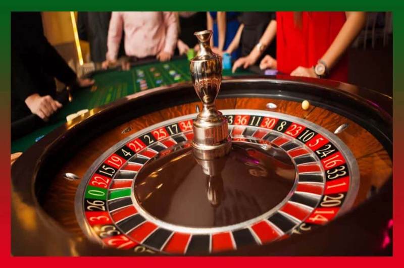 Kiến thức về cách chơi roulette và sự may mắn của người chơi đều quan trọng